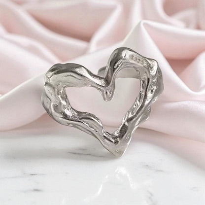 Fractured love ring